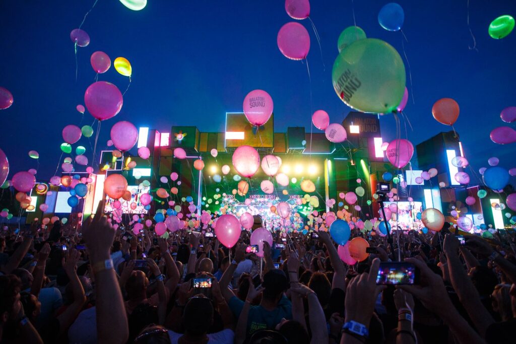 Balaton-Sound-2016-audience